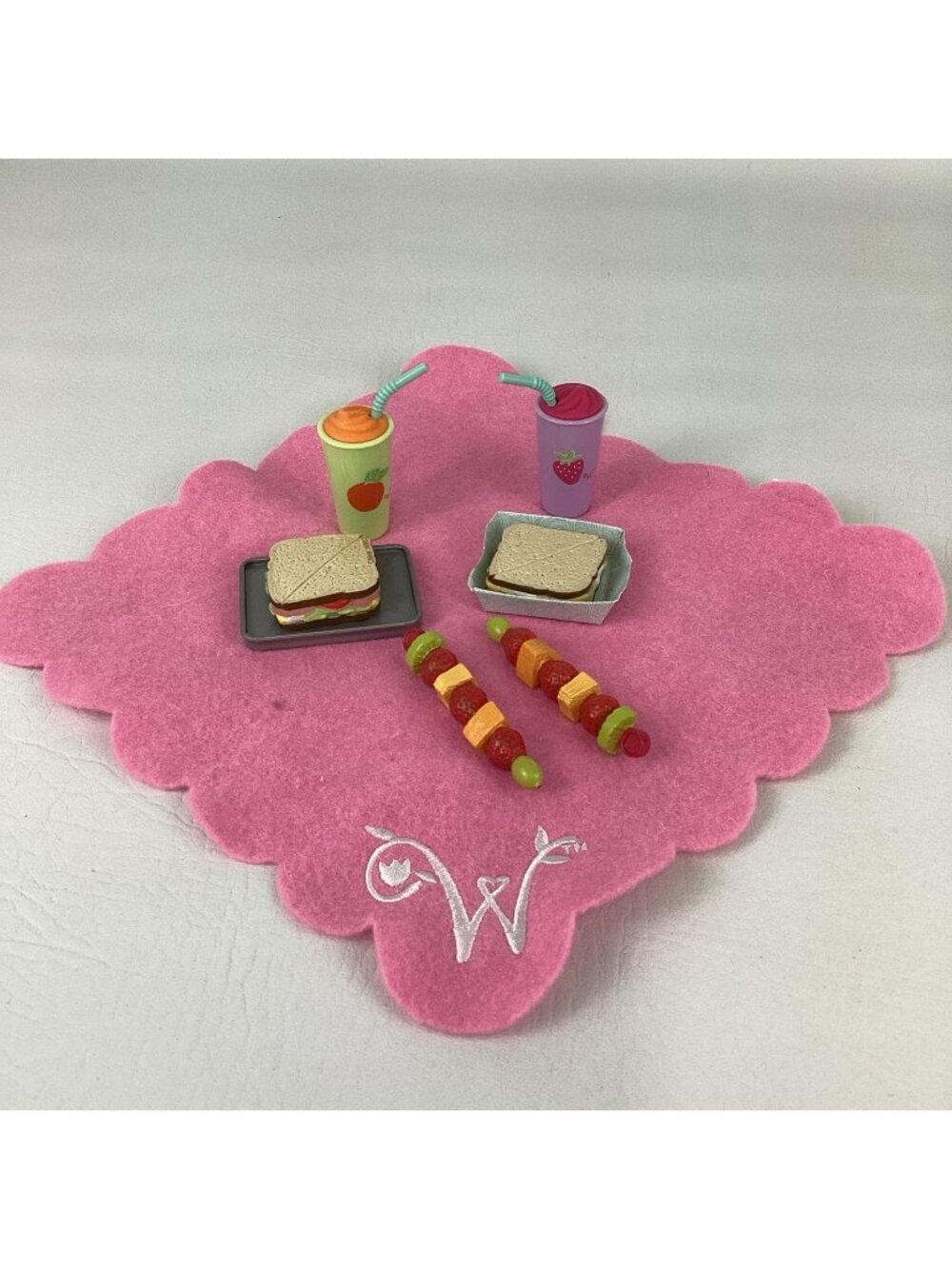 American Girl Wellie Wishers Garden Adventure Picnic Food Sandwich Fruit Kabob